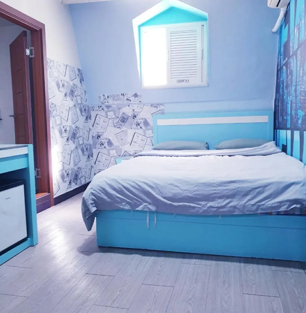 Oppa Hostel Sinchon-Hongdae Seoul 0*,