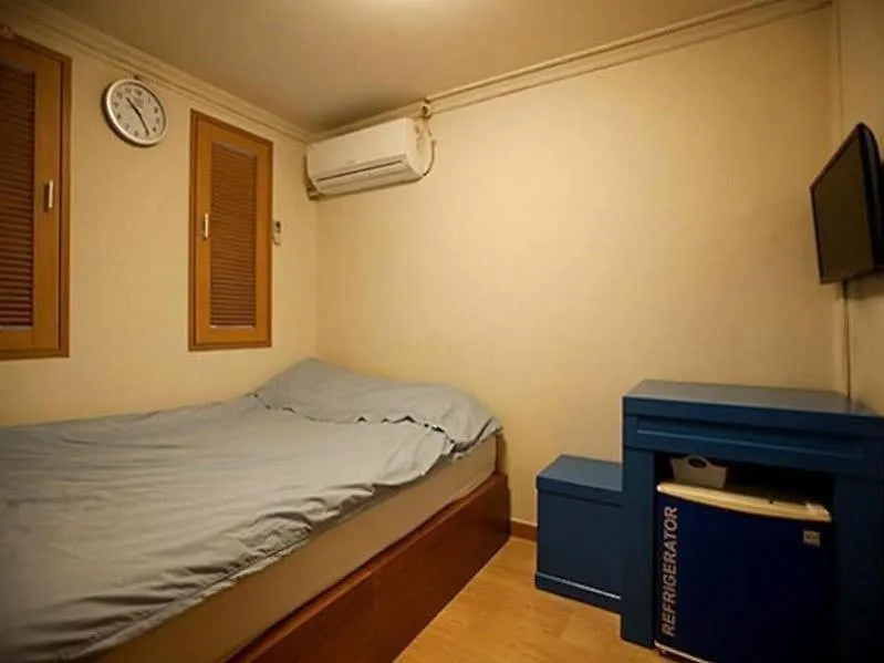 Oppa Hostel Sinchon-Hongdae Seoul