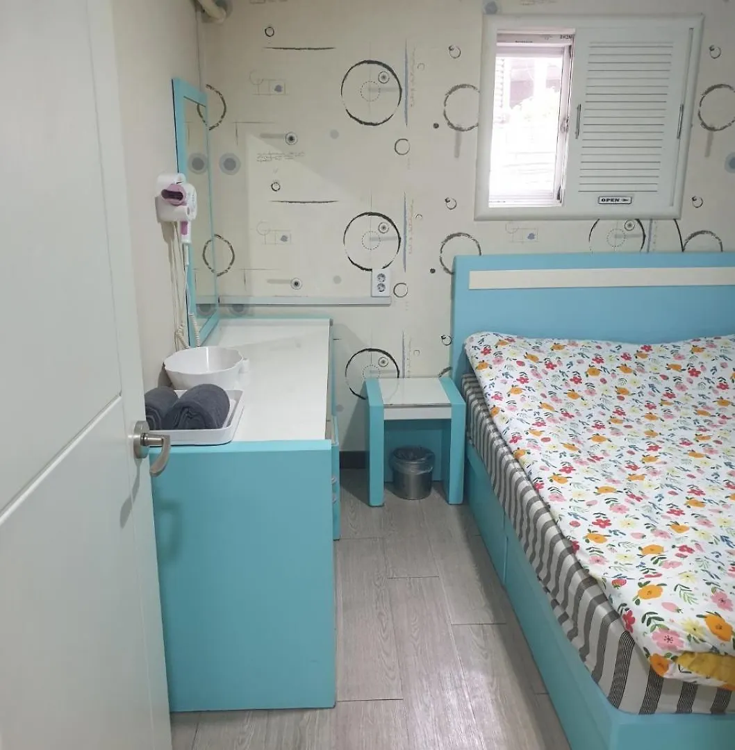 Oppa Hostel Sinchon-Hongdae Seúl 0*,